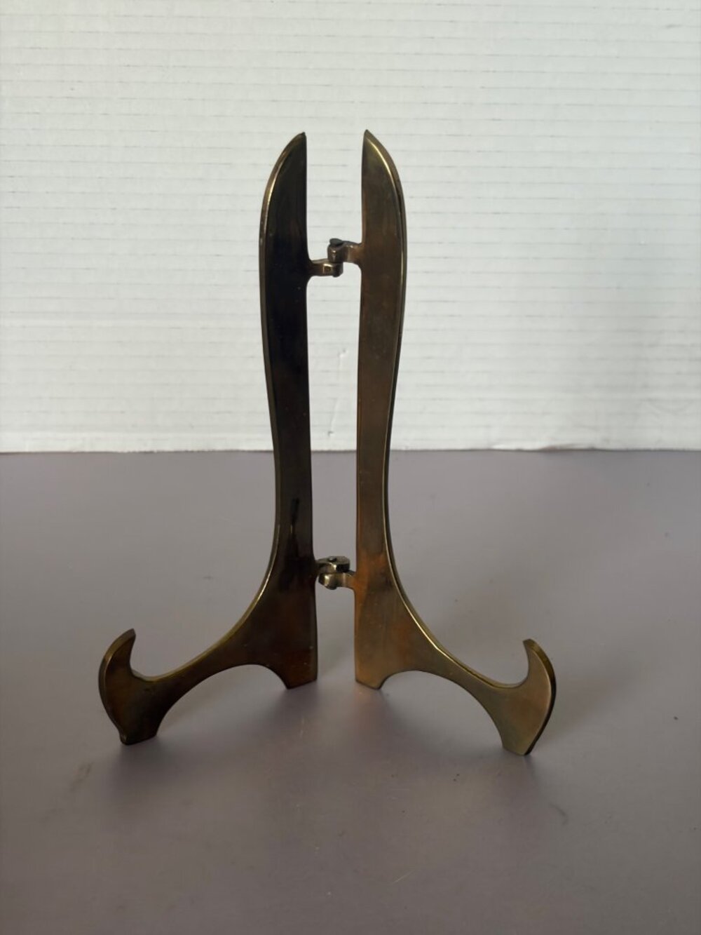 Vintage Brass Display Stand Folding 7-Inch Easel For Plates Books & Art Decor